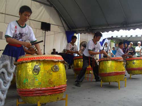 Chinese New Year at Little Penang: Chinese drumming performance
