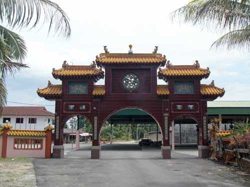 tue pek kong entrance gate